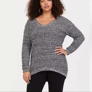 Torrid Black White Marled V Neck Sweater Size 3X Knit Minimalist Neutral Fall